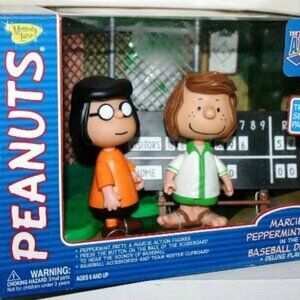 Peanuts Marcie & Peppermint Patty All Star Vintage playset